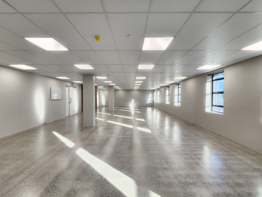 To Let commercial Property for Rent in Paardevlei Western Cape